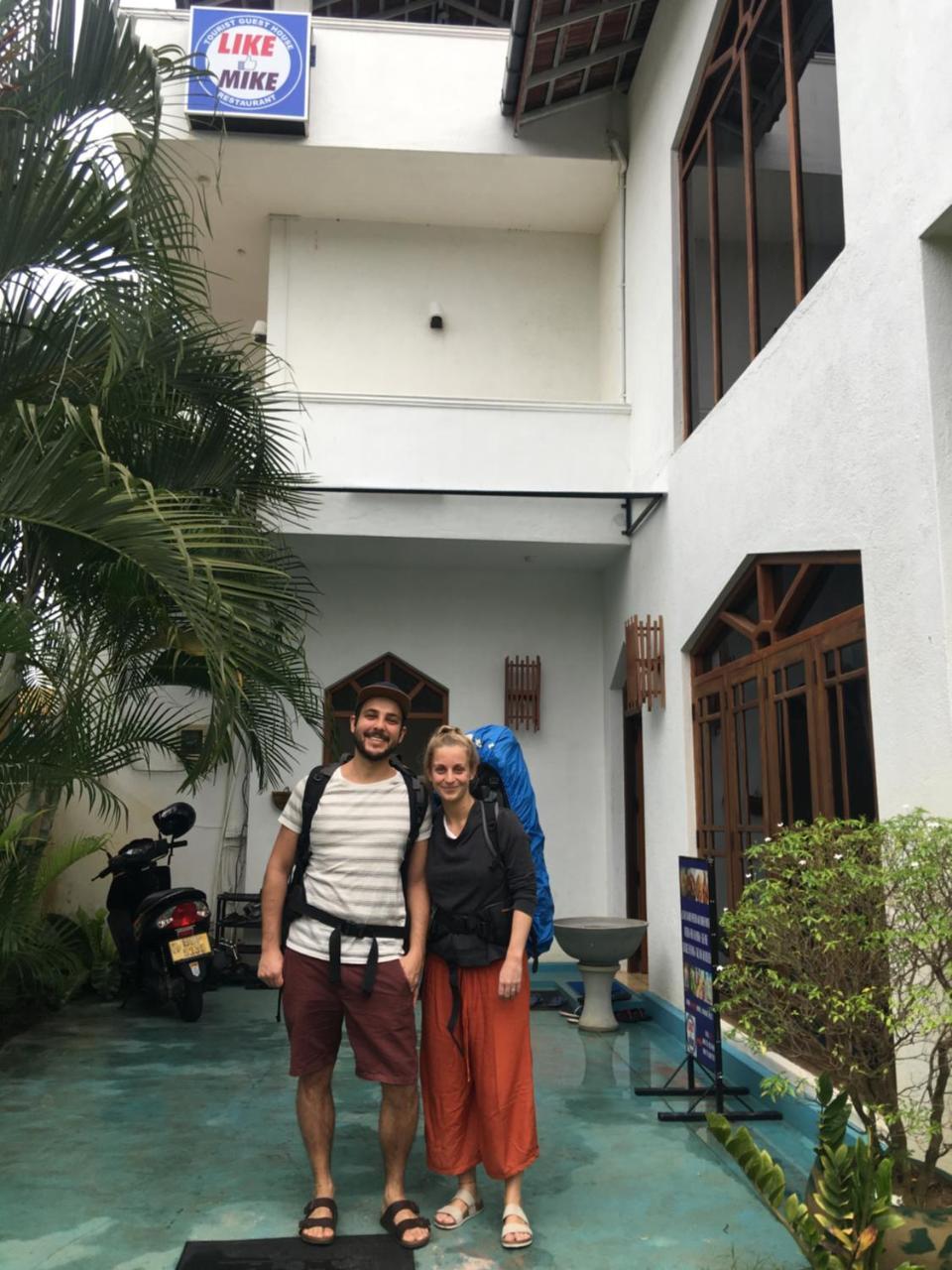 Like Mike Tourist Guest House & Restaurant Negombo Exteriér fotografie