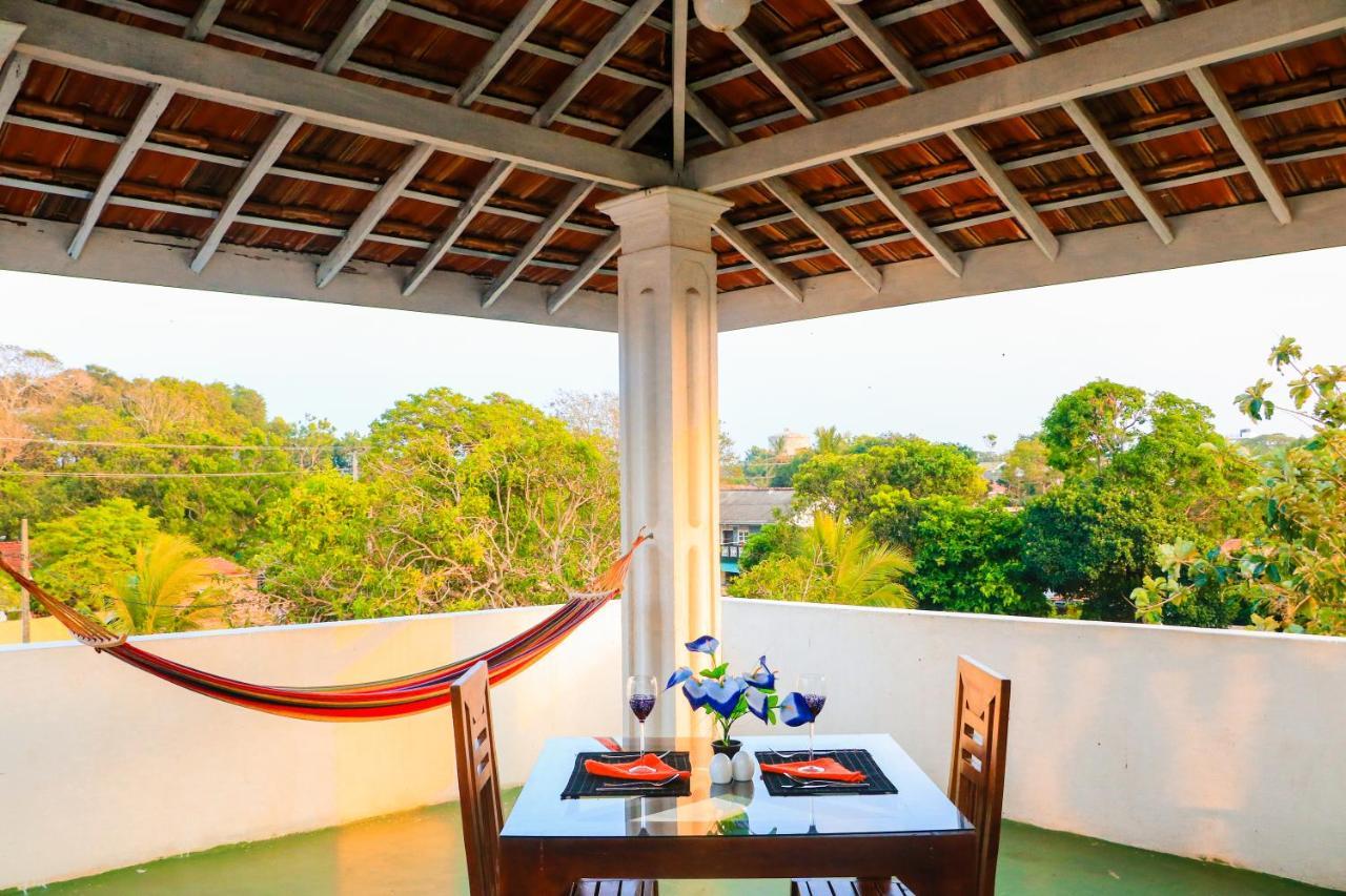 Like Mike Tourist Guest House & Restaurant Negombo Exteriér fotografie